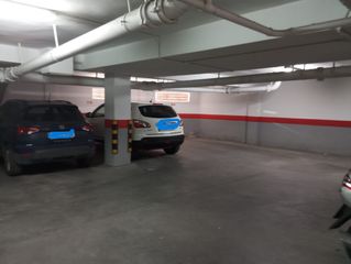 Aparcament cotxe a El Carmen