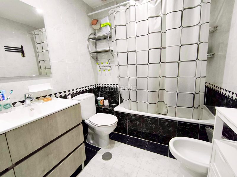 Foto fa2c6d8b-f094-4dbe-ae3c-28158905a4ef. Pis amb calefacció aparcament a Centro Navalcarnero