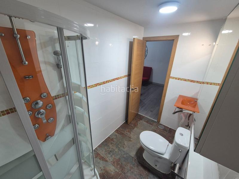 Foto 104968f4-2e85-4c3a-86d3-516344d7a80b. Apartamento precioso apartamento junto al polideportivo gallur en Madrid