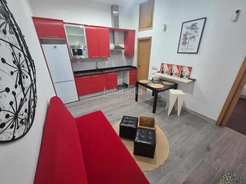 Foto 205494a3-7a7c-4d00-9ecb-1b069406e54e. Apartamento precioso apartamento junto al polideportivo gallur en Madrid