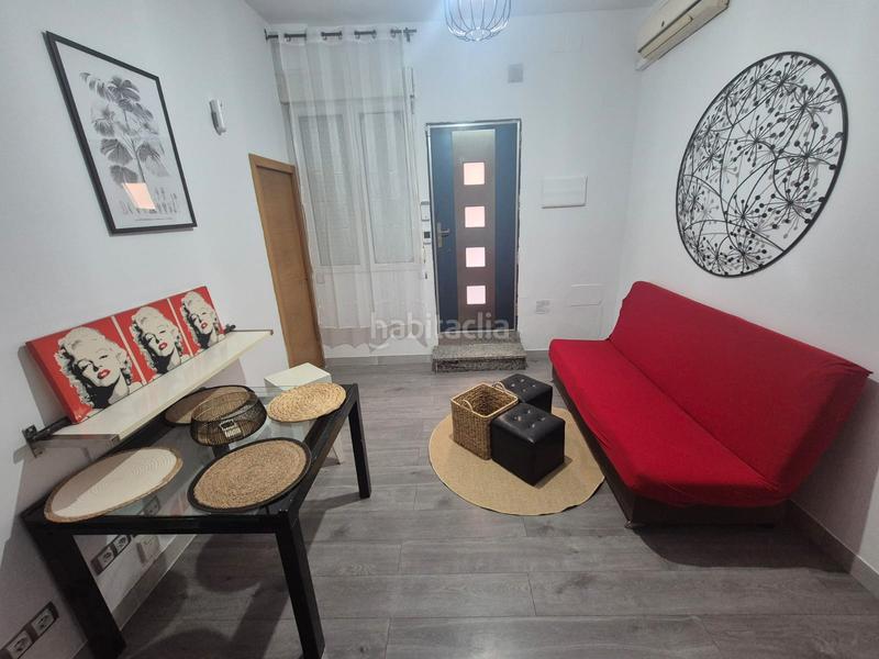 Foto 4a506a29-43af-4c39-ad21-df1318a71156. Apartamento precioso apartamento junto al polideportivo gallur en Madrid