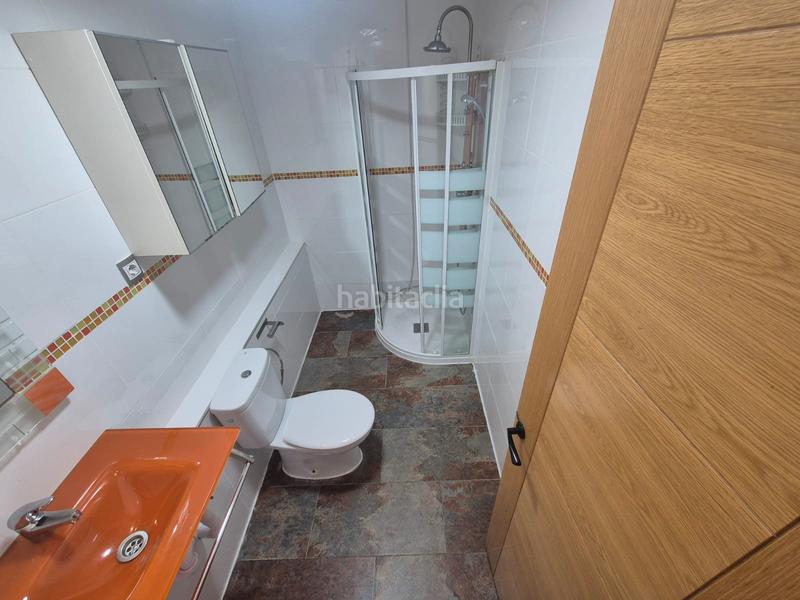 Foto e97f23f1-a32e-4f32-aabf-e177f9450a32. Apartamento precioso apartamento junto al polideportivo gallur en Madrid