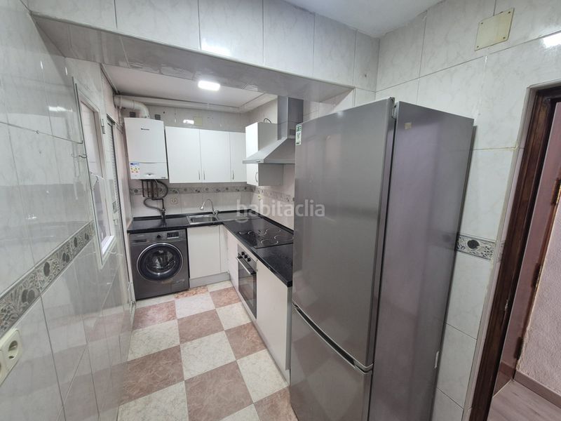 Piso para entrar a vivir, adaptado para sillas de ruedas. en Madrid - Imagen 11