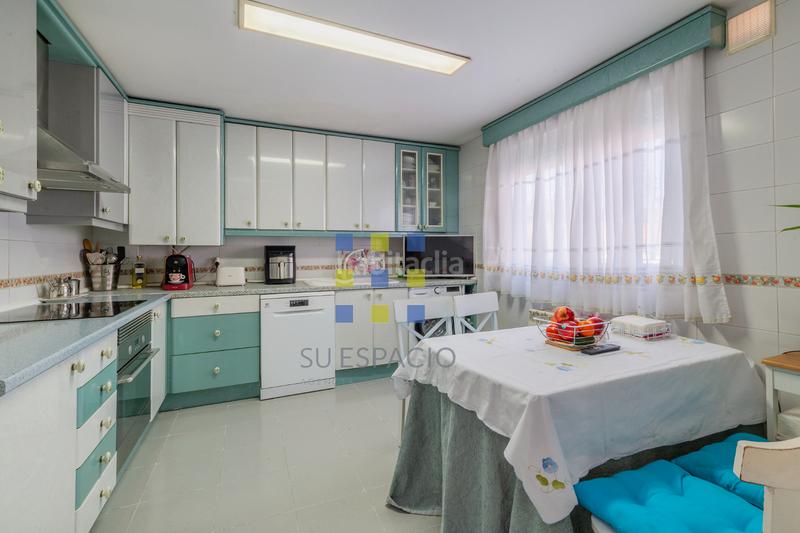 Foto 9e3cfab2-3738-4872-b9ae-e5ec4301e7c8. Casa a schiera con riscaldamento parcheggio in Griñón