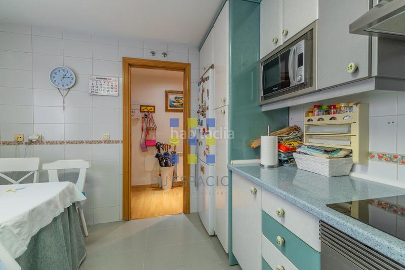 Foto fbb10074-502f-4b35-8625-2583d8fcbfaa. Casa a schiera con riscaldamento parcheggio in Griñón