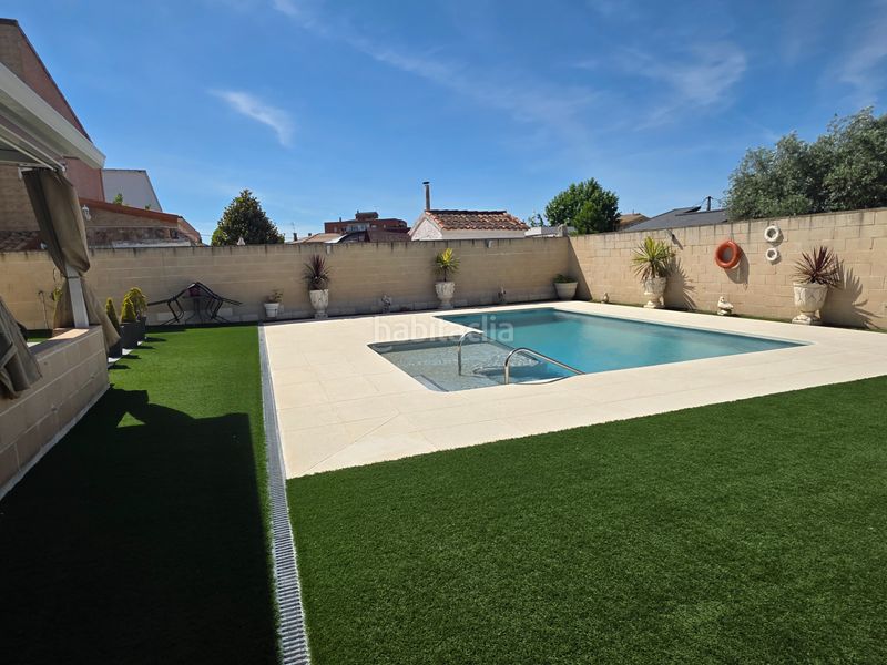 Foto 4be539ed-6011-4955-b005-ac39b7e66581. Xalet amb xemeneia calefacció piscina a Griñón