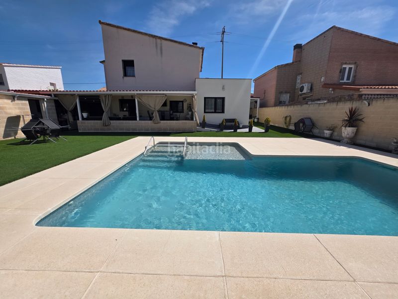 Foto f4e5c7bf-5b87-4dbd-8539-3d649ed45586. Xalet amb xemeneia calefacció piscina a Griñón