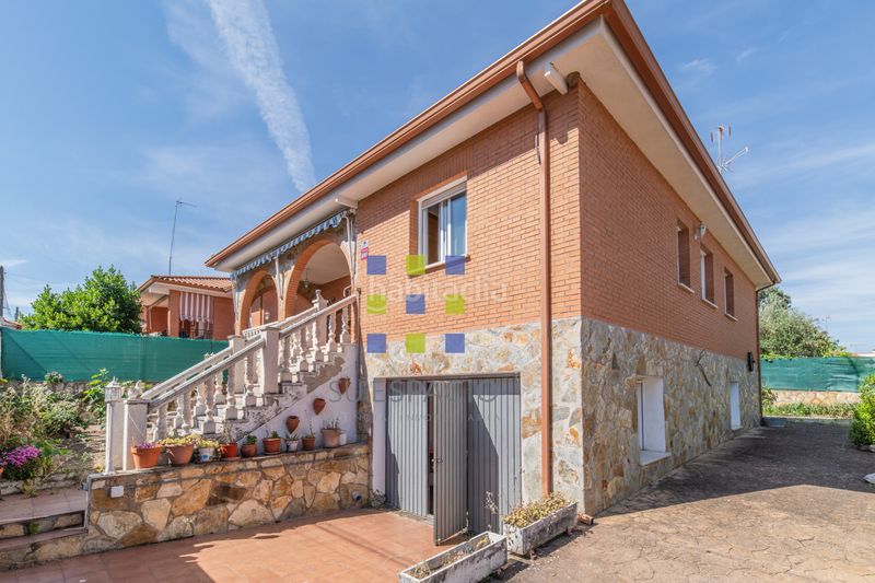 Foto ee9e3c17-edaf-4952-8a00-495f8cbc883f. Xalet amb xemeneia calefacció piscina a Méntrida