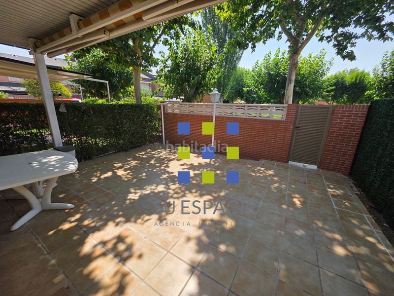 Foto fea1d9f2-5f2e-40c9-9e92-72d803a9f425. Casa adossada amb calefacció aparcament piscina a Cubas de la Sagra