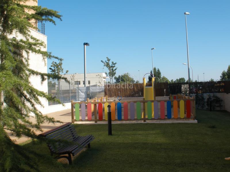 Foto f5b25e3c-6b01-482c-b984-2e2e639ff7b5. Loft amb calefacció aparcament piscina a Los Valles Collado Villalba