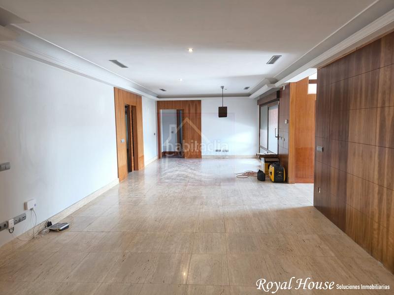 Foto 23764973-079f-4cc5-ae97-7775838a055a. Casa aparellada amb calefacció aparcament piscina a Collado Villalba