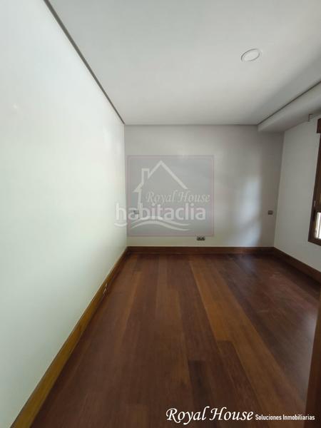 Foto 717c4946-53bd-4a39-8ee2-c3b3d70d5557. Casa aparellada amb calefacció aparcament piscina a Collado Villalba