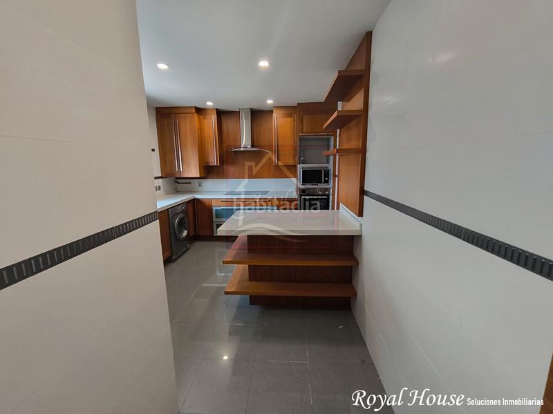 Foto b479589f-7615-4806-bccf-3db875369b5f. Casa aparellada amb calefacció aparcament piscina a Collado Villalba