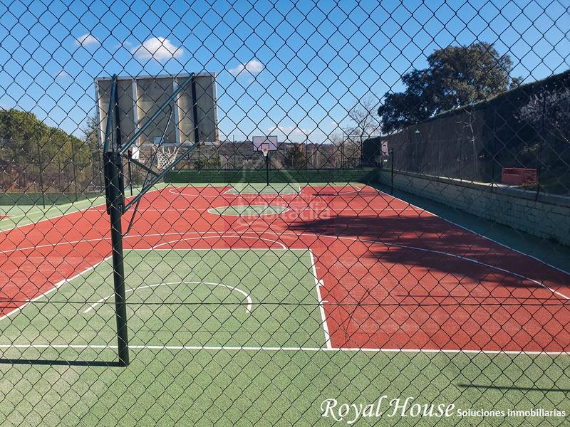 Foto 2e9897f1-e9a6-4b6b-a6d0-aa7fc5a5d95a. Flat with heating parking pool in El Guijo-Colonia España Galapagar