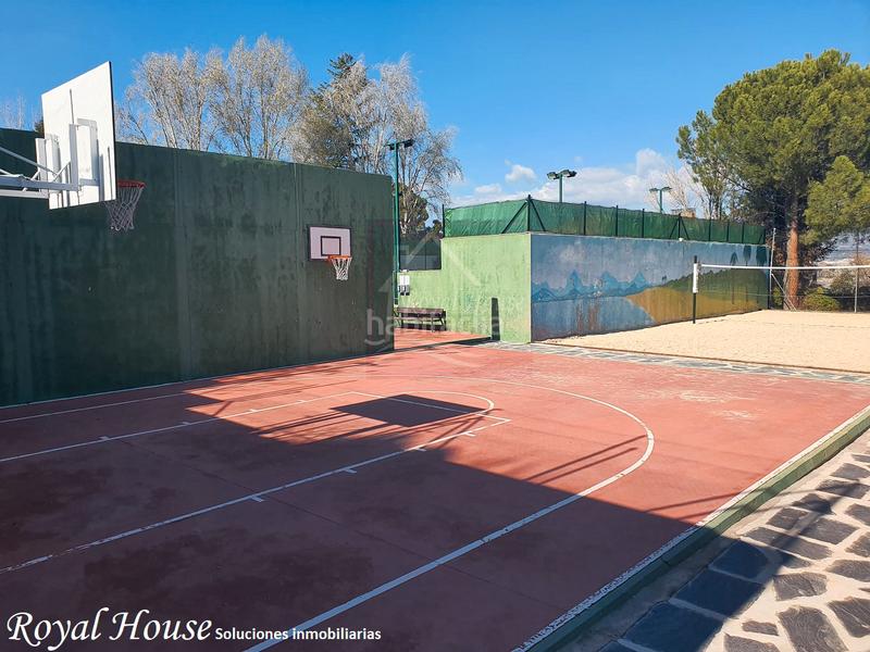 Foto f7e6bf38-ec3b-4553-842a-649c8239c577. Flat with heating parking pool in El Guijo-Colonia España Galapagar