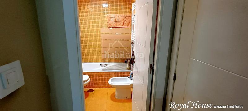 Foto f98e2588-fcf0-413f-8e1e-a8fd2cc25dde. Flat with heating parking pool in El Guijo-Colonia España Galapagar