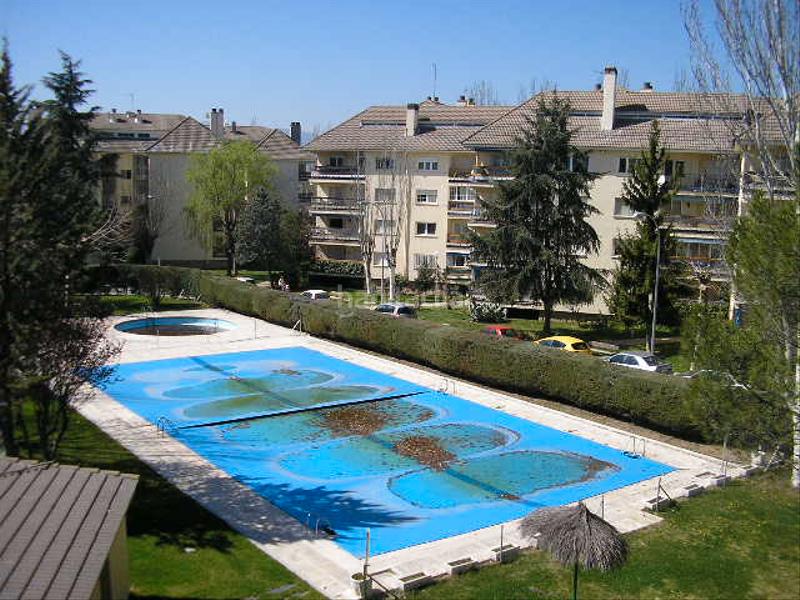 Foto f98038de-de20-455a-83bb-1f7b55ad6915. Appartement avec cheminée chauffage piscine dans Dehesa-El Soto Collado Villalba