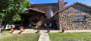 Chalet  Calle del naranjo. Los negrales unifamiliar 278m² construidos, 1.002m² parcela, 5 d