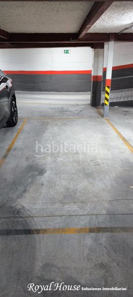 Foto bb7da11a-2c0b-47f3-bd22-27100b579795. Aparcament cotxe a Carlos Ruiz Collado Villalba