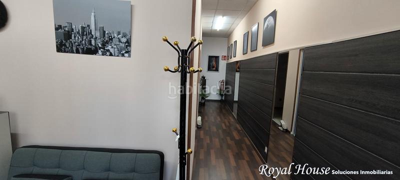 Foto f6b34fe2-64a4-498a-bdc9-ca62a1fd84b4. Local comercial a calle los madroños 6 a Villalba Estación Collado Villalba