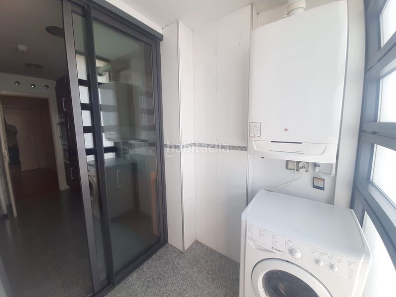 Foto 442ad317-f97b-4fb7-b3b2-262cce8a8906. Rent flat with heating parking pool in Valdezarza Madrid