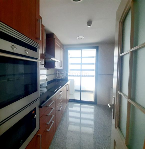 Foto b17a1b61-646f-4cd2-bd38-93dc543d262e. Rent flat with heating parking pool in Valdezarza Madrid