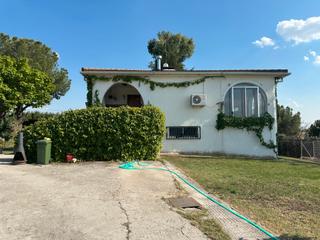 Chalet  Vial camino. Finca rustica en brunete