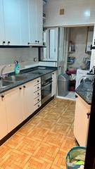 Etagenwohnung in Sant Martí de Provençals. Finca de obra vista!!!!!
