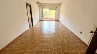 Appartement  Rambla de prim. Finca de obra vista!!!!!