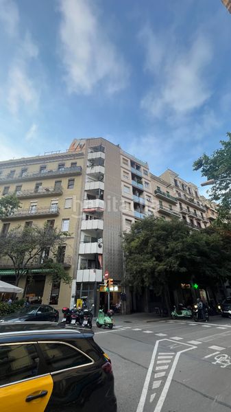 Foto b0fb52a1-3d47-4402-8185-3d2329d0eba3. Pis amb calefacció a La Nova Esquerra de l´Eixample Barcelona