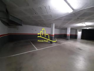 Car parking in Rambla rafael casanova 37
