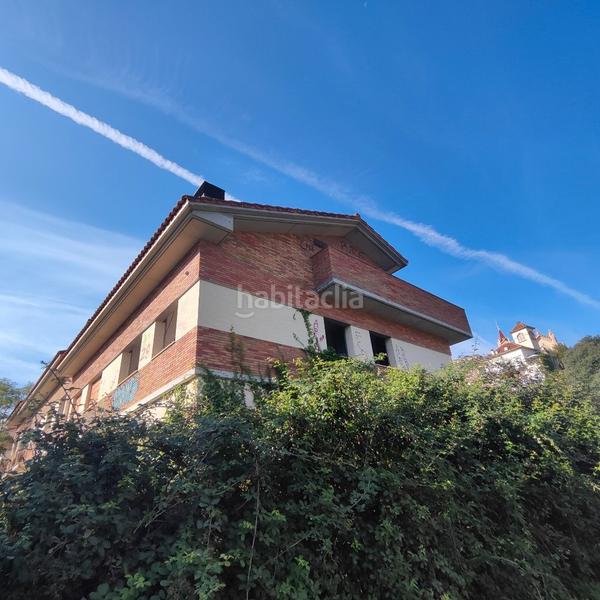 Foto 262dbb33-8bea-47dc-ab96-3e3df9d16210. Reihenhaus in carrer rafel casanova 4a in Torrelles de Llobregat