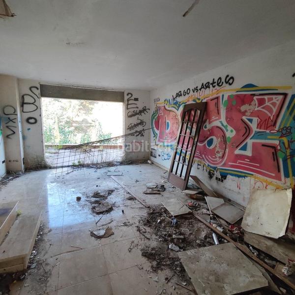 Foto 53311c51-788f-421f-acd5-387a3c07799e. Reihenhaus in carrer rafel casanova 4a in Torrelles de Llobregat