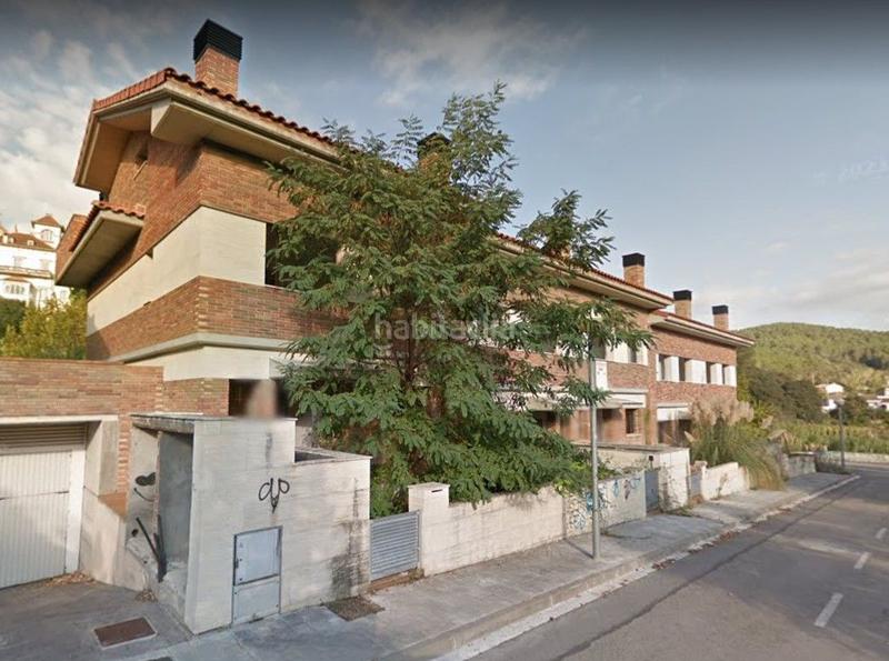 Foto 60f68e6e-b5d0-4795-8049-dee3fd5caa2e. Reihenhaus in carrer rafel casanova 4a in Torrelles de Llobregat