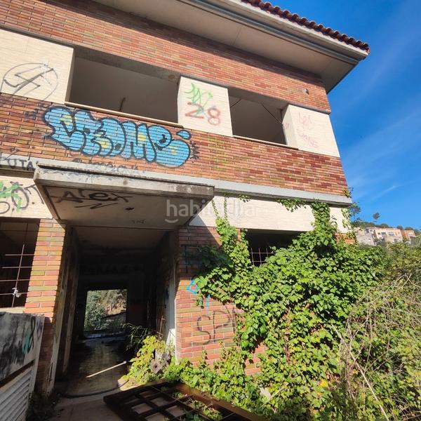 Foto 70181c61-b233-42e2-97f5-0667b31bd619. Reihenhaus in carrer rafel casanova 4a in Torrelles de Llobregat