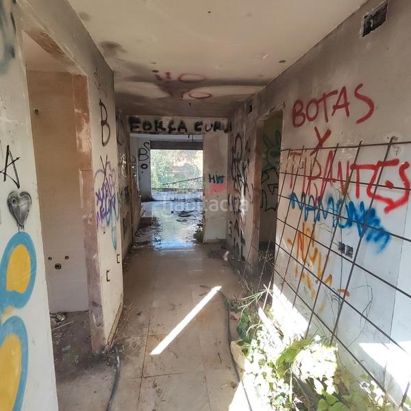 Foto cbf57c60-4cc7-4b94-8ef8-e1993efe14c9. Reihenhaus in carrer rafel casanova 4a in Torrelles de Llobregat