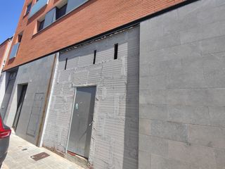 Local Comercial en Carrer doctor pasteur 15. Local comercial