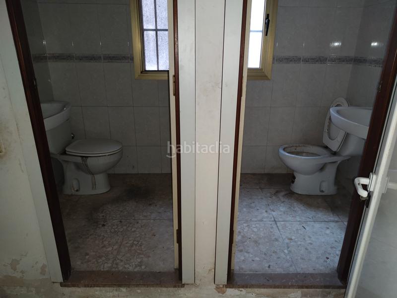 Foto 7c38fc8a-507c-43e7-bfab-01444d14522a. Geschäftsraum in carrer de l'escultor llimona 4 in Viladecans