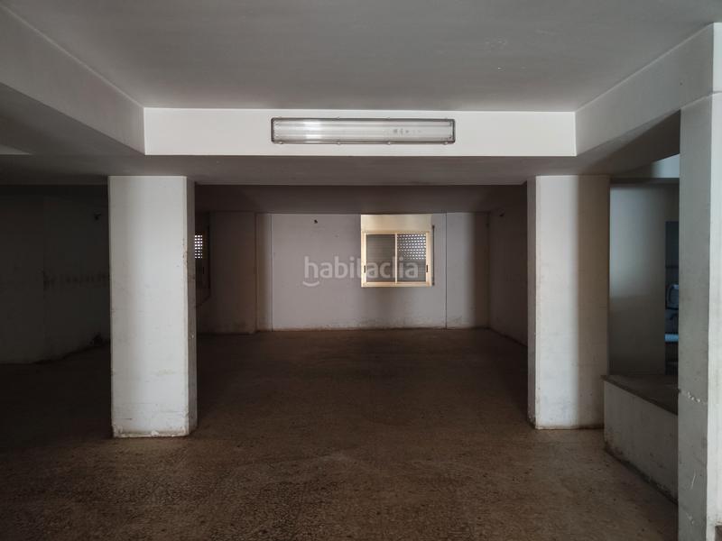 Foto b6425137-d268-47cd-b604-62c649c0eac2. Geschäftsraum in carrer de l'escultor llimona 4 in Viladecans