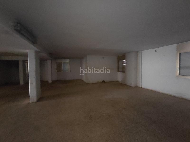 Foto fbdf0fc3-7550-4947-ad43-476ea238633c. Geschäftsraum in carrer de l'escultor llimona 4 in Viladecans