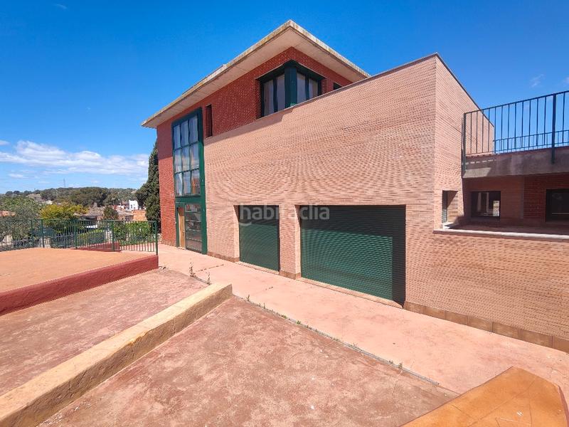 Foto 8c0acf65-1d62-493d-87bf-e4ea1c2f9dac. Casa aparellada a Olèrdola