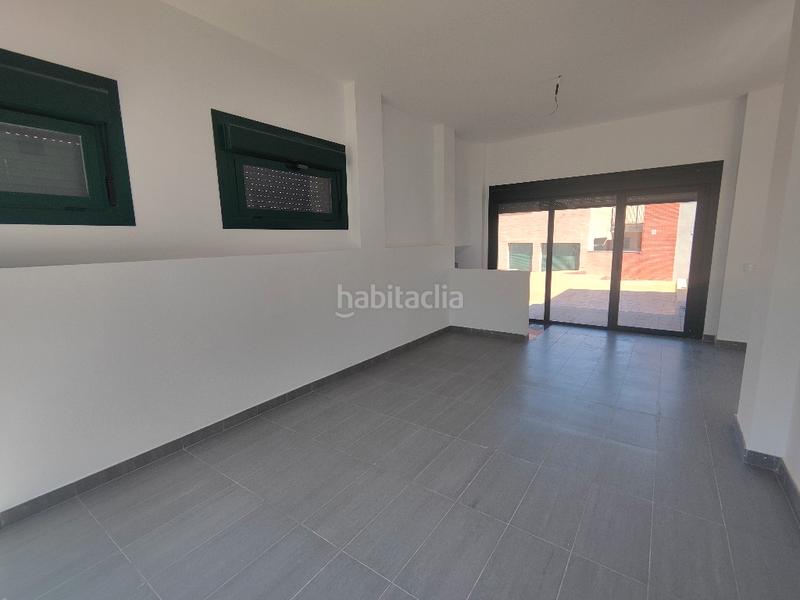 Foto ec972119-2b11-4f6e-b831-8dd0c099b962. Casa aparellada a Olèrdola