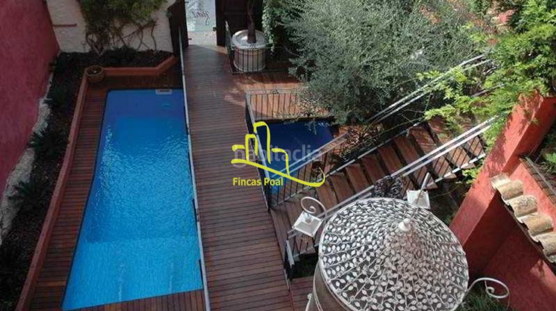 Foto 3088bac8-b2d8-4996-9e55-9698ff64f169. Edifici a passatge de la pau 6 a Creixell