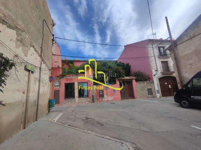 Foto f753f384-c68c-4603-b6bf-d1b86f96f5a1. Edifici a passatge de la pau 6 a Creixell