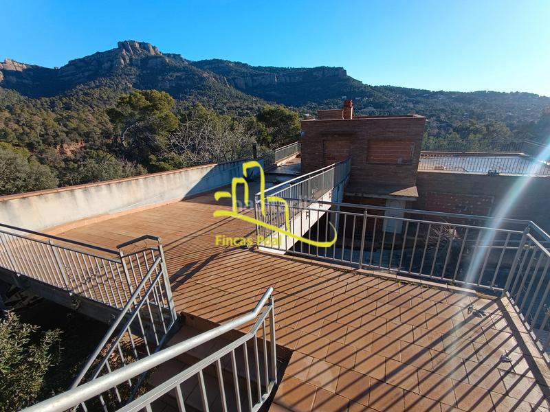 Foto 4b9d08bf-58ee-4eee-aa5e-5cf57034d03e. Chalet con parcheggio in Matadepera