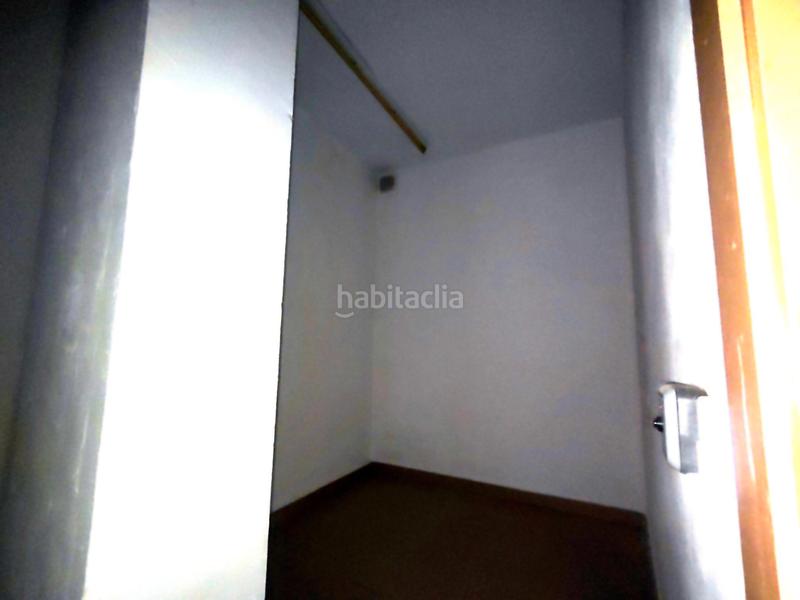 Foto 96985eb6-ec53-4d4e-96a2-979b6a9ff3d6. Local commercial dans plaça sant cristòfol 3 dans Nucli Antic Cunit