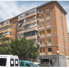 Piso  Carrer de viladecans. Activo okupado