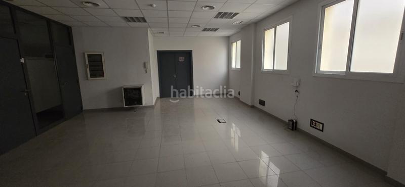 Foto c5315734-f70b-4709-86ae-4bfd5dc8434b. Business premise in carrer del metge carrera 167 in Olesa de Montserrat