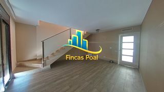 Duplex  Avinguda de la pineda. Dúplex con terraza, garaje y trastero en castelldefels