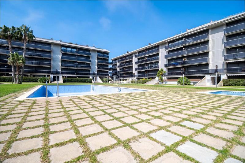 Foto 76ee1932-2eea-4d9d-bc32-05ee27c63a1c. Dúplex propiedad en venta edificio jardí del mar en Sant Antoni de Calonge